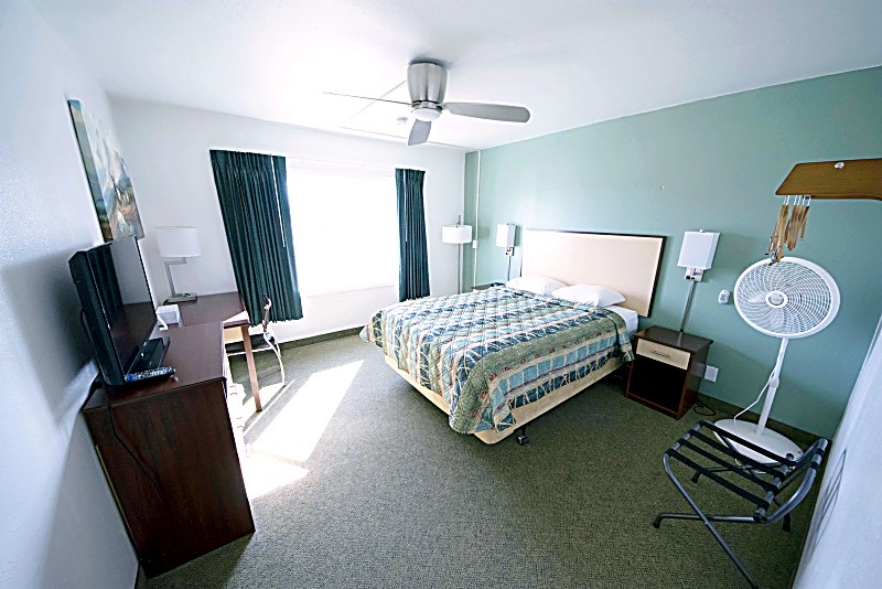 Queen Room at Rewak Studios